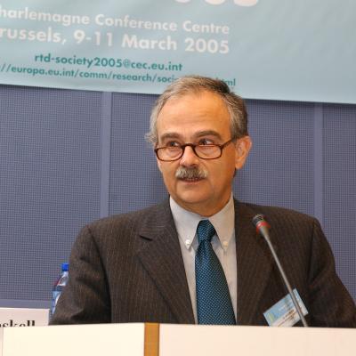 CBE JU Scientific Committee member Emmanuel Koukios