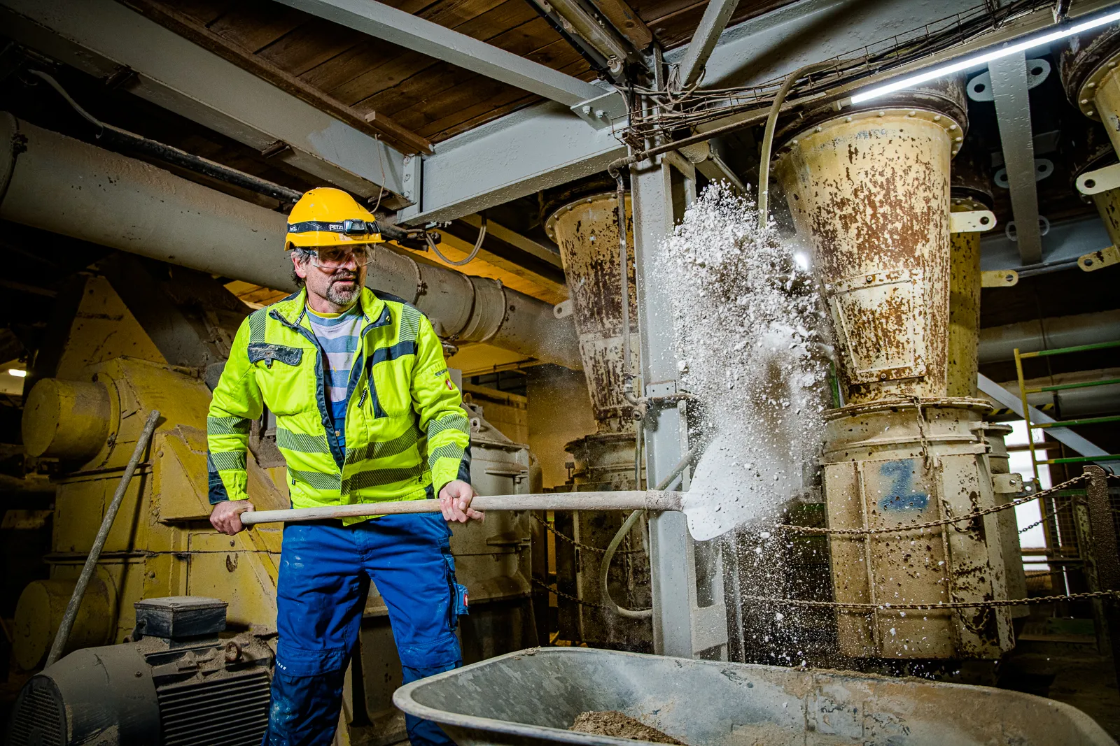 prodcution worker in factory