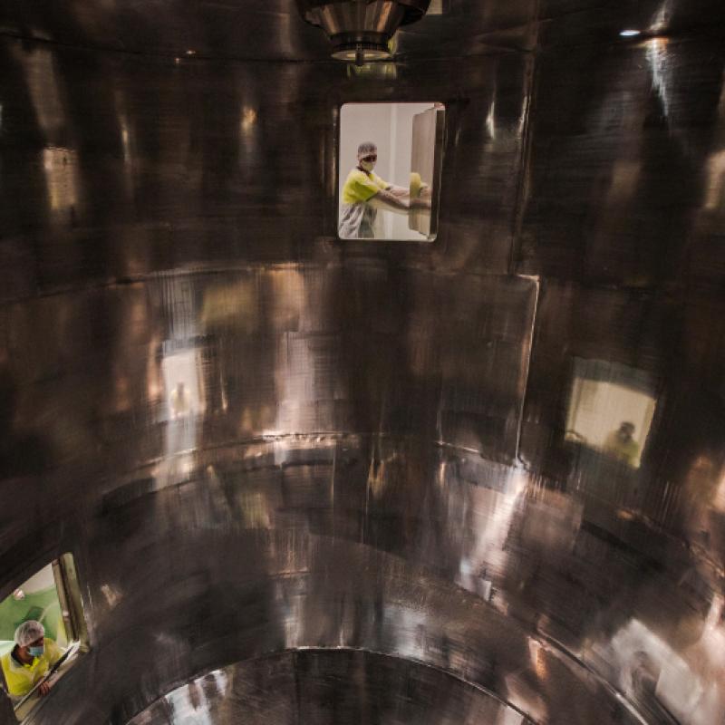 Workers operating a bio-based process in a CBE JU-funded project